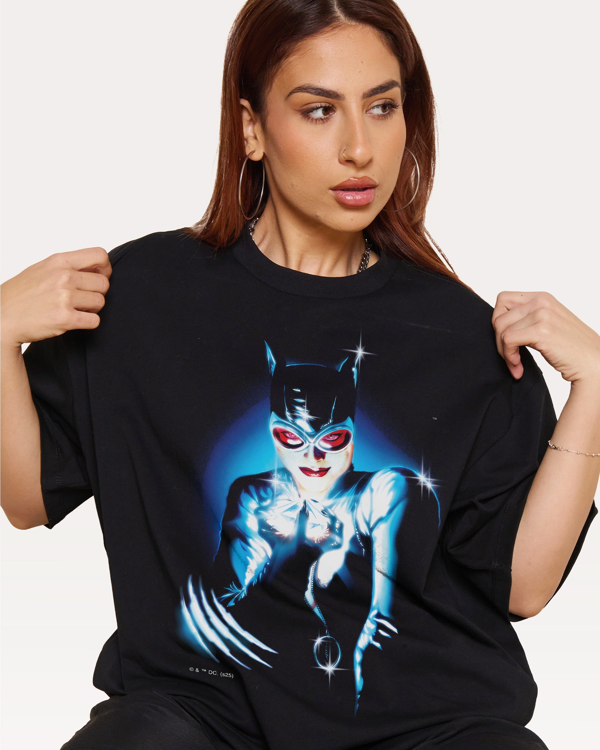 Catwoman Oversized Graphic Tee DC Comics Unisex 90s Boxy Fit 100% Cotton